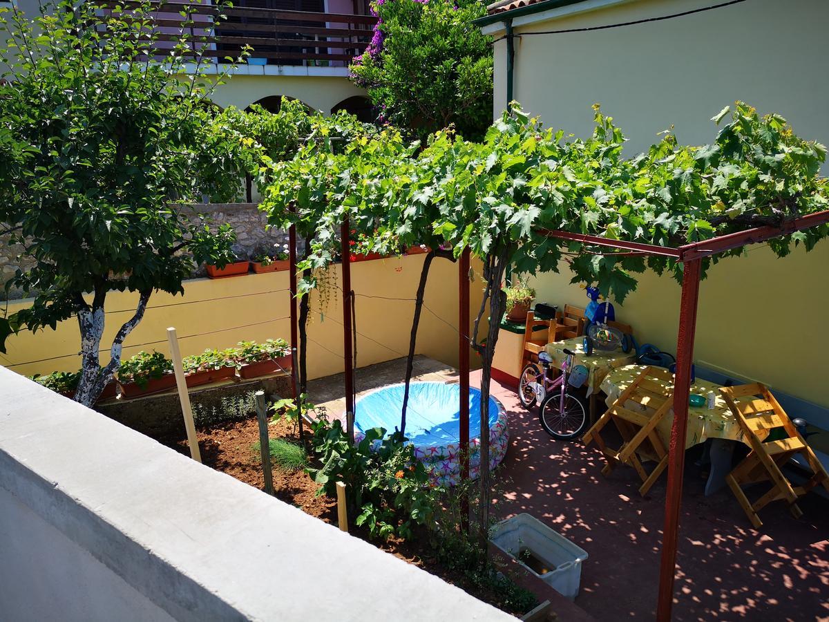 Apartment Zelina Mali Lošinj Buitenkant foto